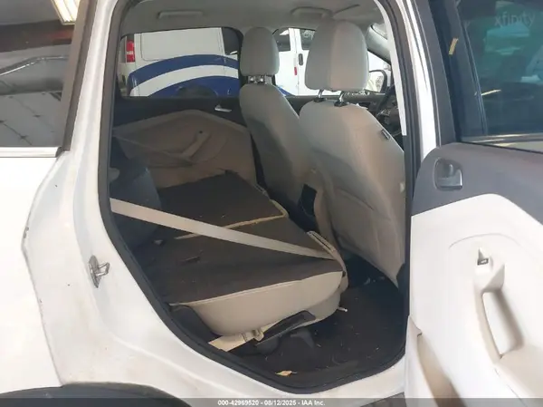 1FMCU0GD3HUD61622 2017 FORD ESCAPE - Image 8