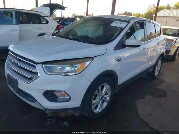 1FMCU0GD3HUD67419 2017 FORD ESCAPE - Image 2
