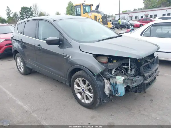 1FMCU0GD3HUD74466 2017 FORD ESCAPE - Image 1