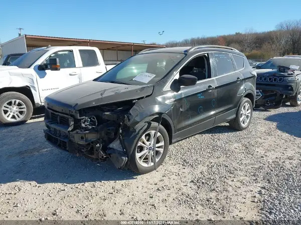 1FMCU0GD3HUD96743 2017 FORD ESCAPE - Image 2