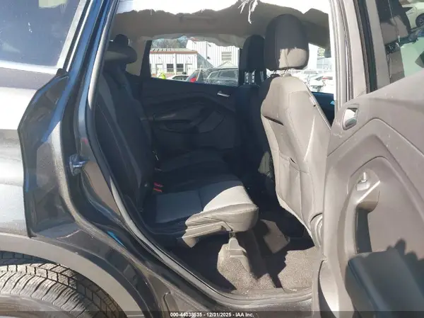 1FMCU0GD3HUE05912 2017 FORD ESCAPE - Image 8