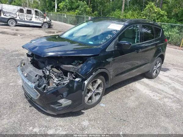 1FMCU0GD3HUE13010 2017 FORD ESCAPE - Image 2