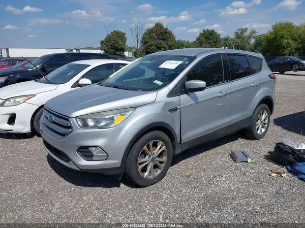 1FMCU0GD3HUE29840 2017 FORD ESCAPE - Image 2