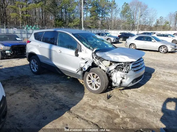1FMCU0GD3HUE38554 2017 FORD ESCAPE - Image 1