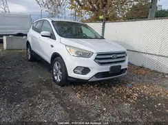 1FMCU0GD3HUE58853 2017 FORD ESCAPE