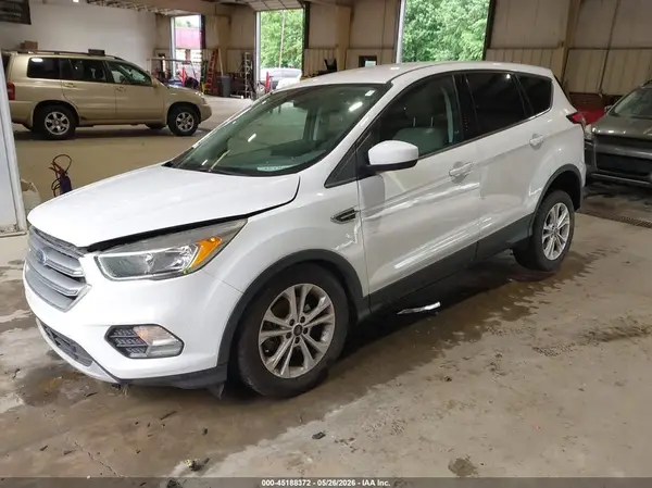 1FMCU0GD3HUE84997 2017 FORD ESCAPE - Image 2