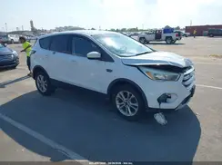 1FMCU0GD3HUE90363 2017 FORD ESCAPE