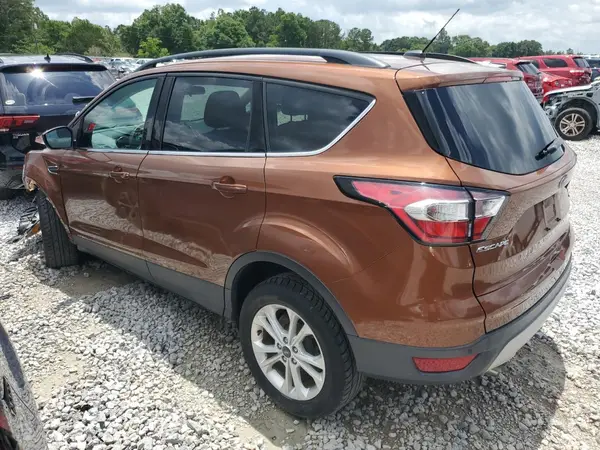 1FMCU0GD3HUF05136 2017 FORD ESCAPE - Image 2