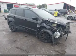 1FMCU0GD3JUA02082 2018 FORD ESCAPE