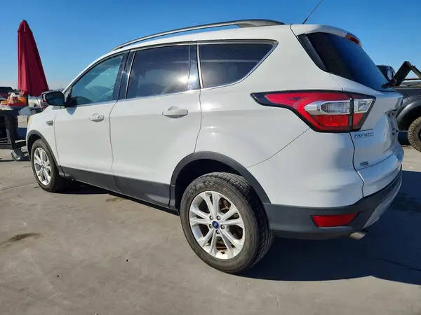 1FMCU0GD3JUA11901 2018 FORD ESCAPE - Image 2