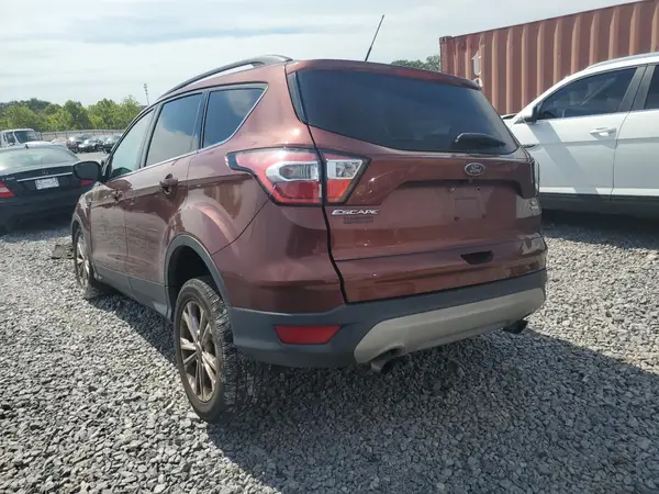 1FMCU0GD3JUA12269 2018 FORD ESCAPE - Image 2