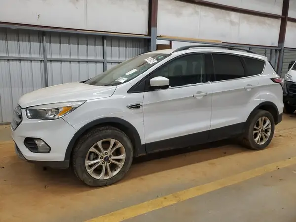 1FMCU0GD3JUA16225 2018 FORD ESCAPE - Image 1