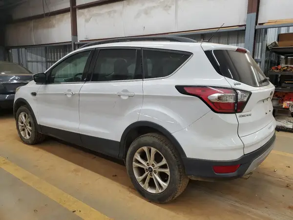 1FMCU0GD3JUA16225 2018 FORD ESCAPE - Image 2