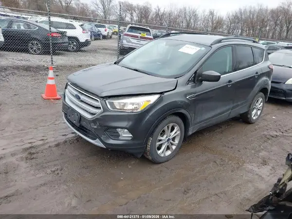 1FMCU0GD3JUA51511 2018 FORD ESCAPE - Image 2