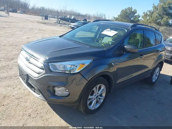 1FMCU0GD3JUA53808 2018 FORD ESCAPE - Image 2