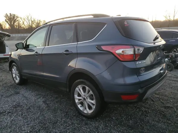 1FMCU0GD3JUA60712 2018 FORD ESCAPE - Image 2
