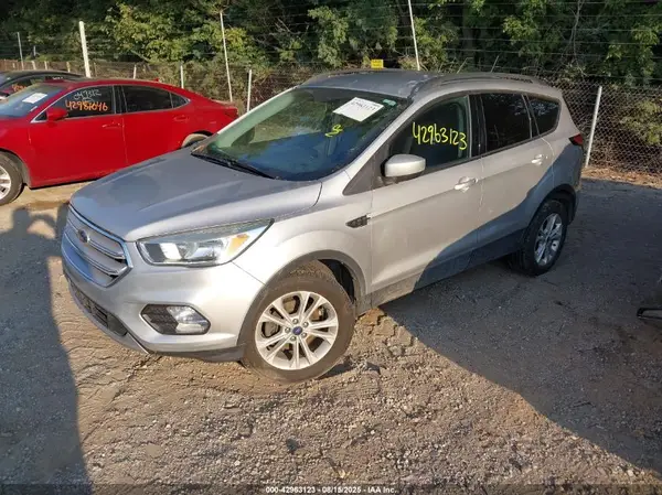 1FMCU0GD3JUA61410 2018 FORD ESCAPE - Image 2