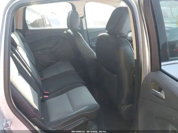 1FMCU0GD3JUA61410 2018 FORD ESCAPE - Image 8