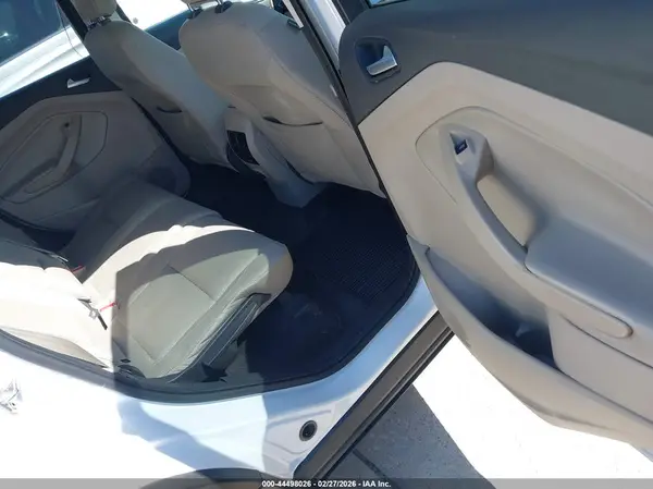 1FMCU0GD3JUA74495 2018 FORD ESCAPE - Image 8