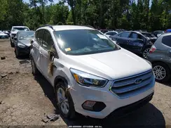 1FMCU0GD3JUA81236 2018 FORD ESCAPE