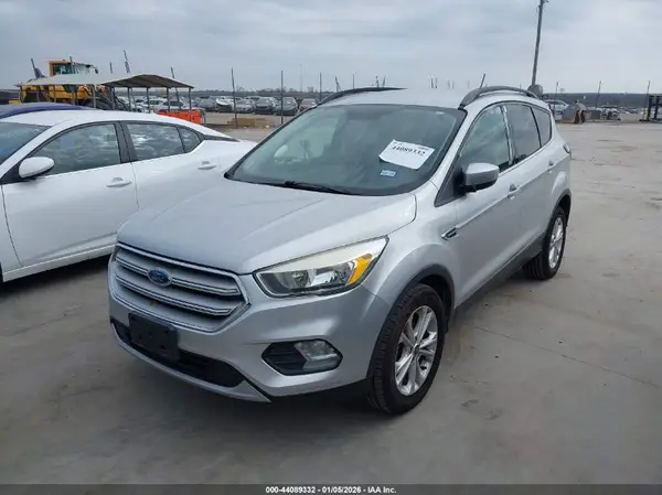 1FMCU0GD3JUA97131 2018 FORD ESCAPE - Image 2