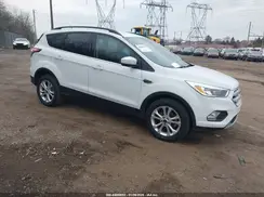 1FMCU0GD3JUB05194 2018 FORD ESCAPE