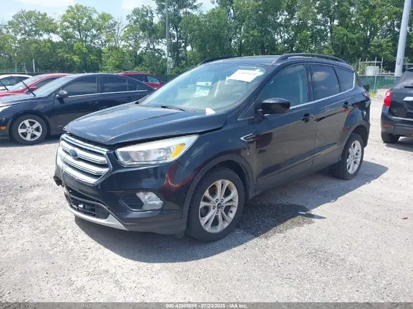 1FMCU0GD3JUB08063 2018 FORD ESCAPE - Image 2