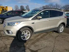 1FMCU0GD3JUB08256 2018 FORD ESCAPE