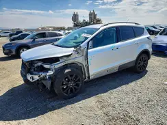 1FMCU0GD3JUB13926 2018 FORD ESCAPE