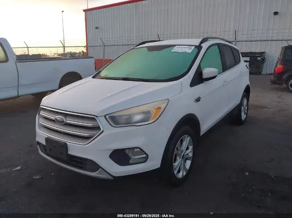 1FMCU0GD3JUB16308 2018 FORD ESCAPE - Image 2
