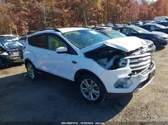 1FMCU0GD3JUB16910 2018 FORD ESCAPE