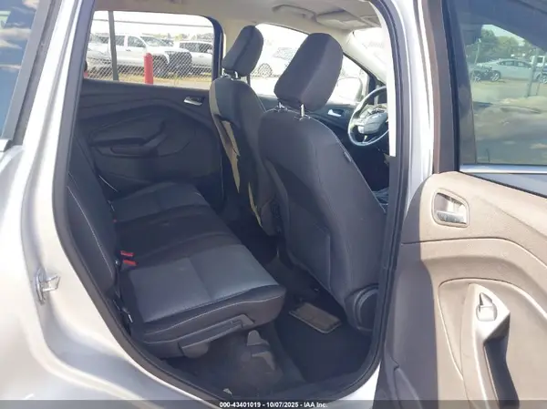 1FMCU0GD3JUB25705 2018 FORD ESCAPE - Image 8