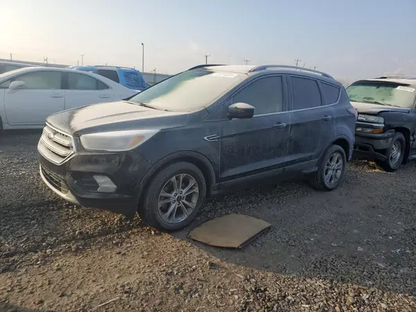 1FMCU0GD3JUB35425 2018 FORD ESCAPE - Image 1