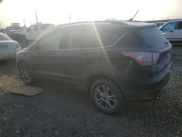 1FMCU0GD3JUB35425 2018 FORD ESCAPE - Image 2