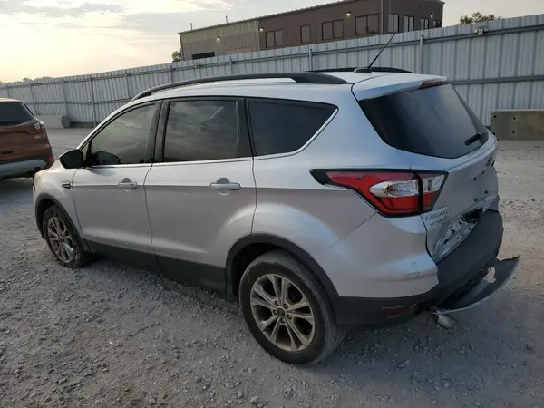 1FMCU0GD3JUB45825 2018 FORD ESCAPE - Image 2