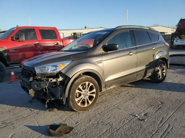 1FMCU0GD3JUB47638 2018 FORD ESCAPE - Image 1