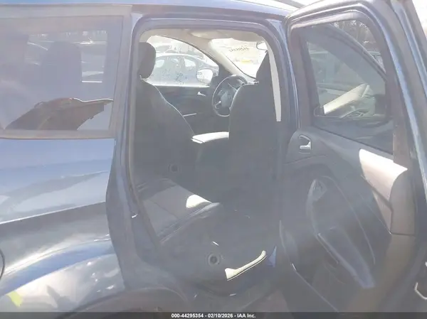 1FMCU0GD3JUB59935 2018 FORD ESCAPE - Image 8