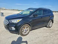 1FMCU0GD3JUB81966 2018 FORD ESCAPE