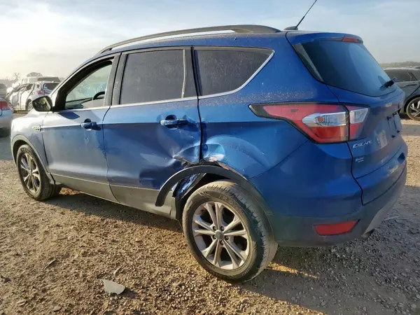 1FMCU0GD3JUB89761 2018 FORD ESCAPE - Image 2