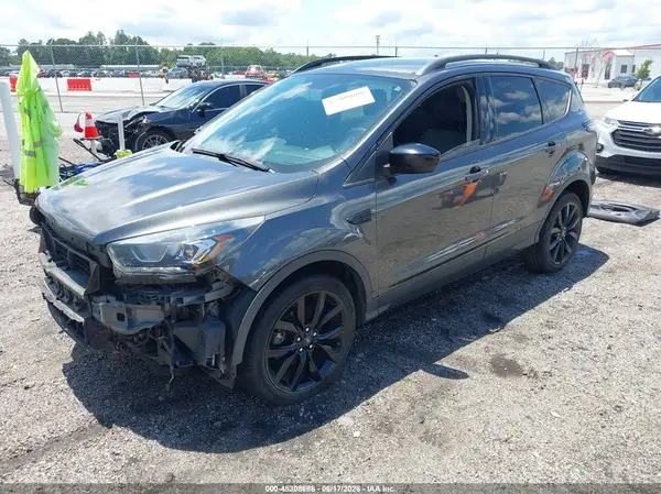 1FMCU0GD3JUB95902 2018 FORD ESCAPE - Image 2