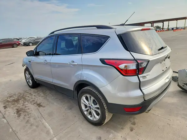 1FMCU0GD3JUC18109 2018 FORD ESCAPE - Image 2