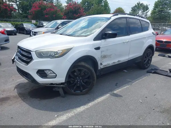 1FMCU0GD3JUC18448 2018 FORD ESCAPE - Image 2