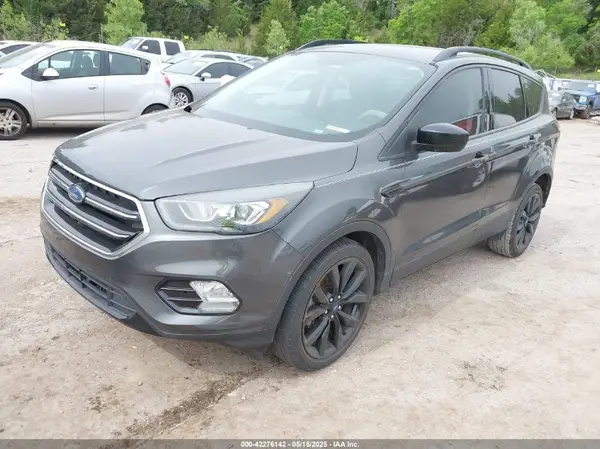 1FMCU0GD3JUC18823 2018 FORD ESCAPE - Image 2