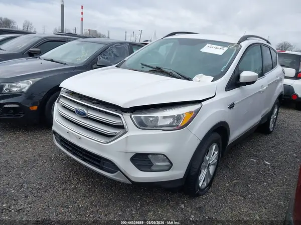1FMCU0GD3JUC20328 2018 FORD ESCAPE - Image 2