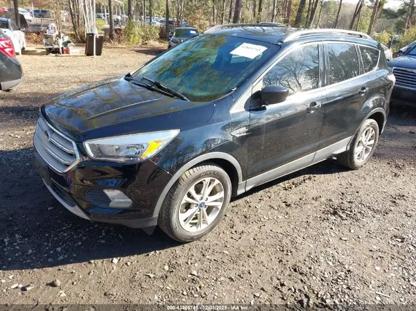 1FMCU0GD3JUC28400 2018 FORD ESCAPE - Image 2
