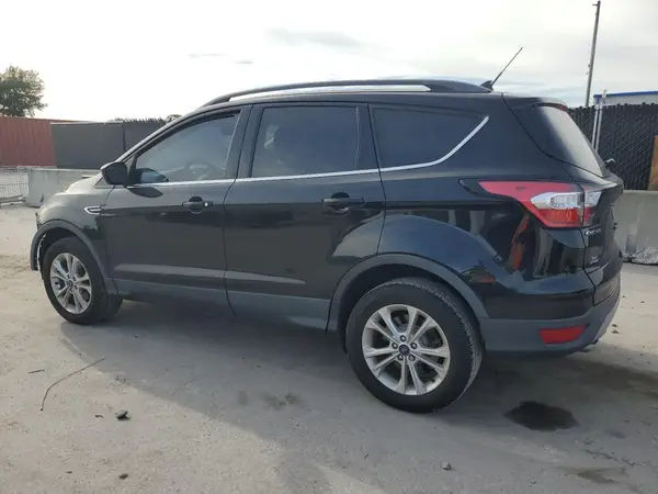 1FMCU0GD3JUC32611 2018 FORD ESCAPE - Image 2
