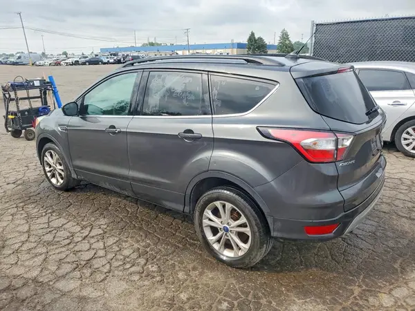 1FMCU0GD3JUC35380 2018 FORD ESCAPE - Image 2