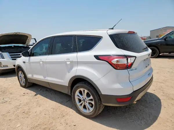 1FMCU0GD3JUC50428 2018 FORD ESCAPE - Image 2