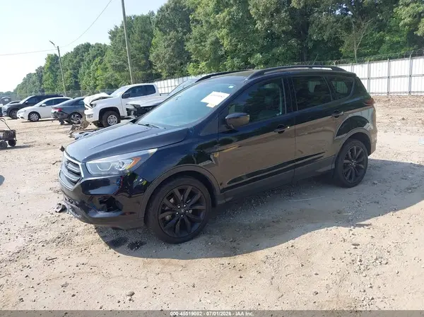 1FMCU0GD3JUC55158 2018 FORD ESCAPE - Image 2