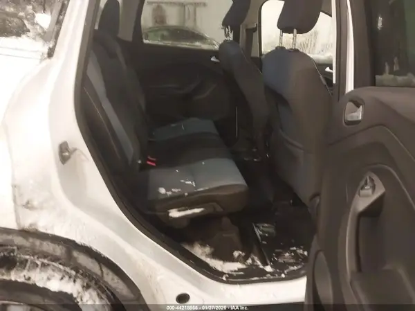 1FMCU0GD3JUC58500 2018 FORD ESCAPE - Image 8